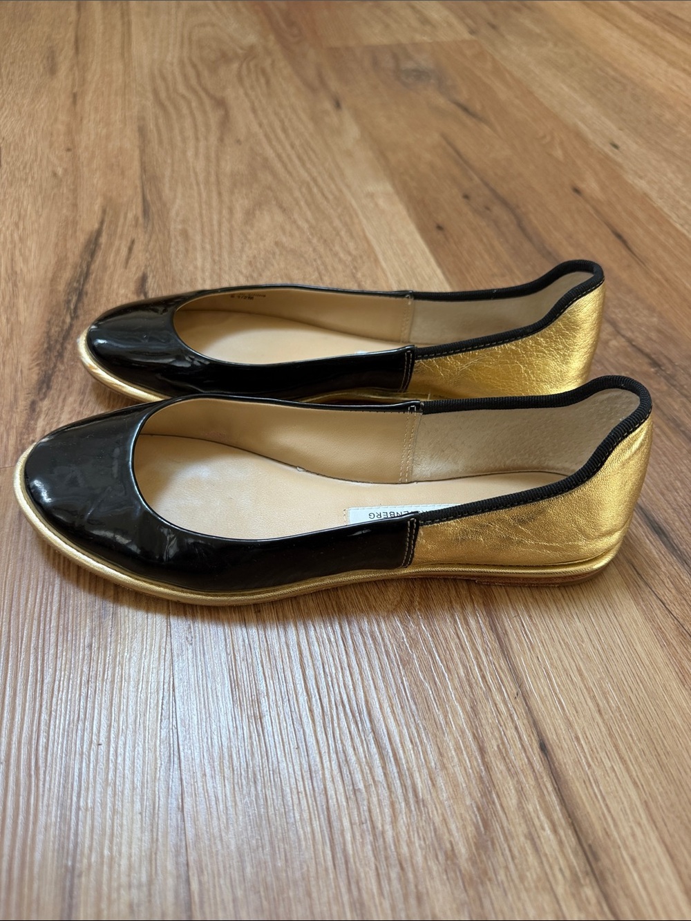 Diane Von Furstenberg Black Patent and Gold Leather Ballet Flats, size 6.5